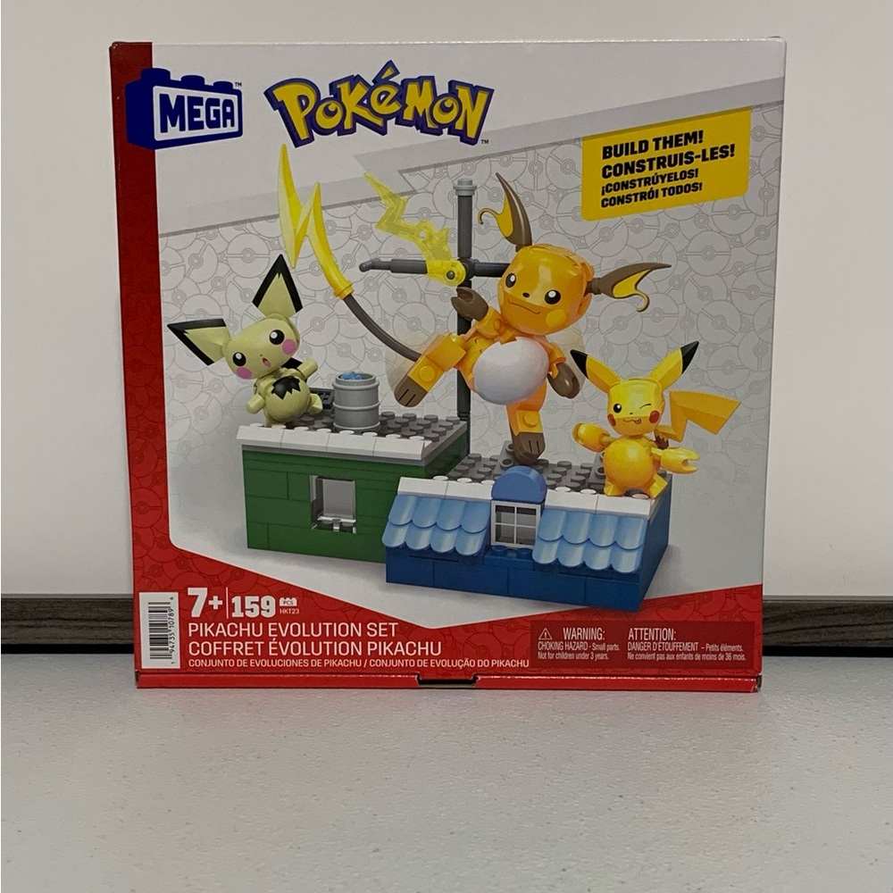 MEGA Pokemon Pikachu Evolution Building Set-New